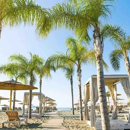 Cydonia Gardens Maisonette With Shared Pool شقة *