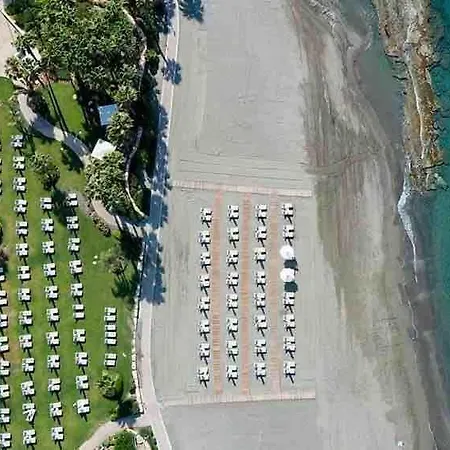 Cydonia Gardens Maisonette With Shared Pool شقة ليماسول