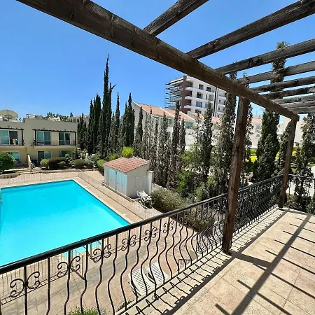 Cydonia Gardens Maisonette With Shared Pool * ليماسول