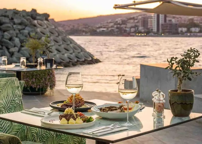 アパート Cydonia Gardens Maisonette With Shared Pool