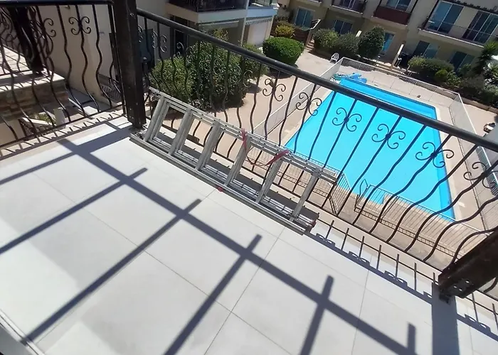 アパート Cydonia Gardens Maisonette With Shared Pool リマソール