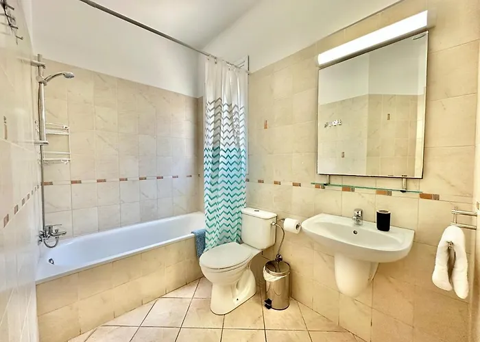 Cydonia Gardens Maisonette With Shared Pool Limasol