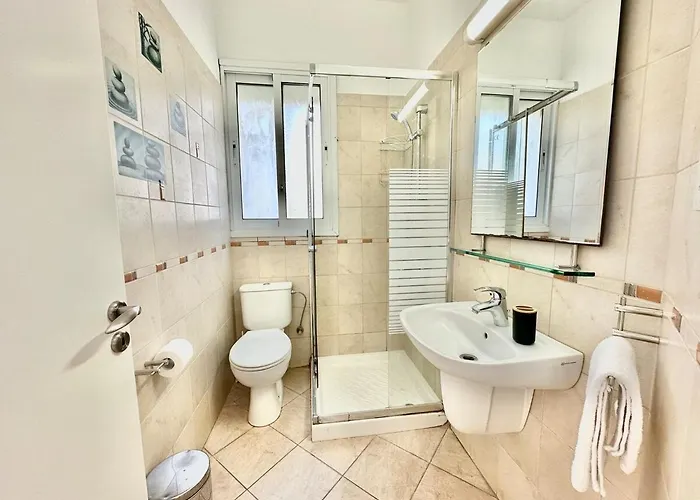 Cydonia Gardens Maisonette With Shared Pool Daire Limasol